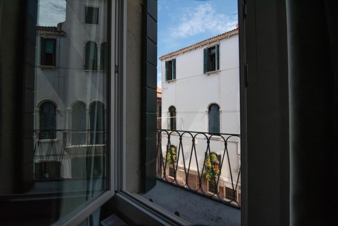 Appartamento Delle Vele Venedig Exteriör bild